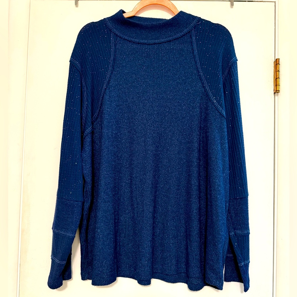 Maurice’s Blue Top